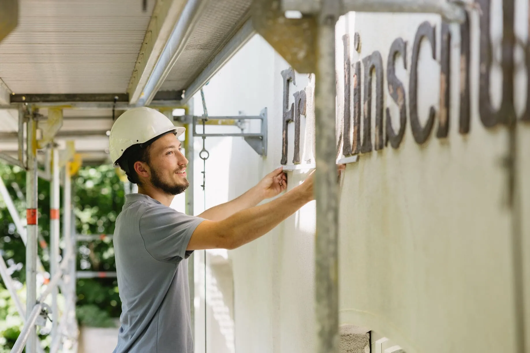 Bauabnahme einer Beschilderung Fridolinschule Lörrach