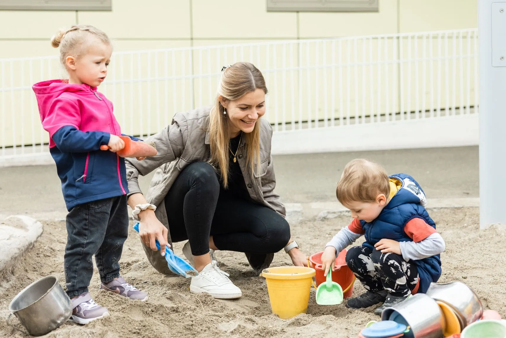 Sandkastenspiele im Kindergarten Lörrach